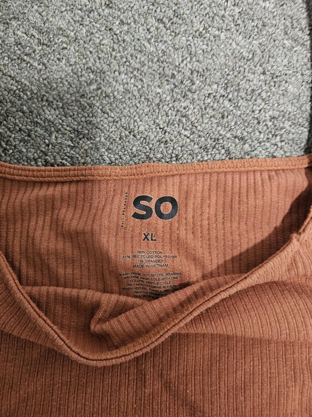 SO Rust Ribbed Tank Top - Picture 3 of 3